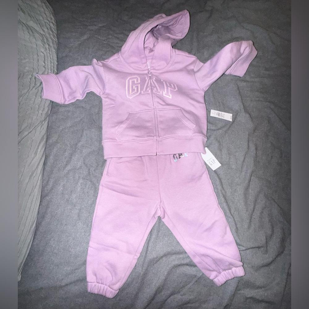 GAP Light Purple Hoodie and Joggers Set - Picture 2 of 6